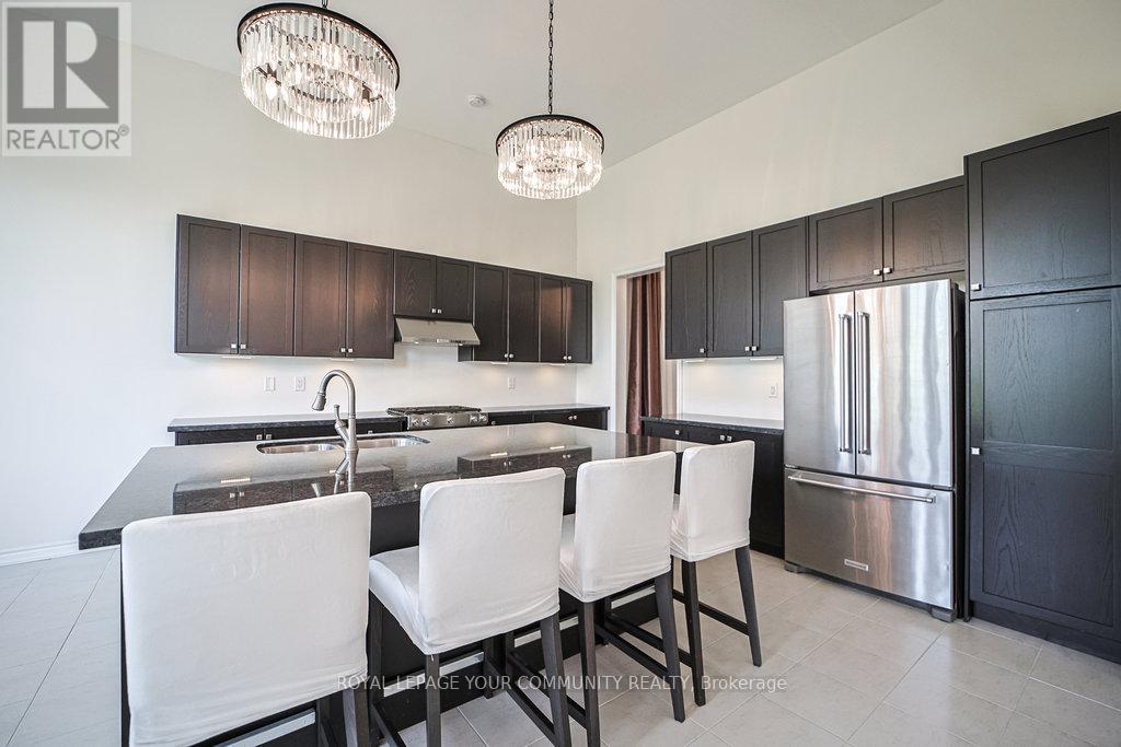 33 Deepwood Crescent, East Gwillimbury, Ontario  L9N 0L6 - Photo 13 - N12379625
