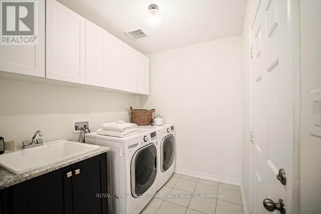 33 Deepwood Crescent, East Gwillimbury, Ontario  L9N 0L6 - Photo 28 - N12379625