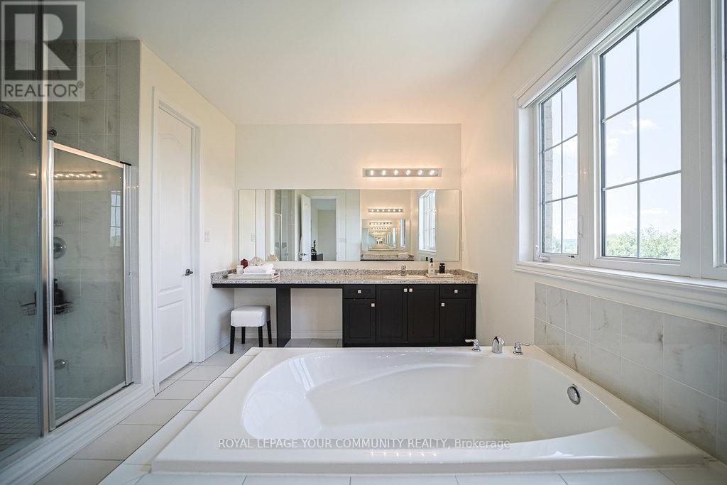 33 Deepwood Crescent, East Gwillimbury, Ontario  L9N 0L6 - Photo 31 - N12379625