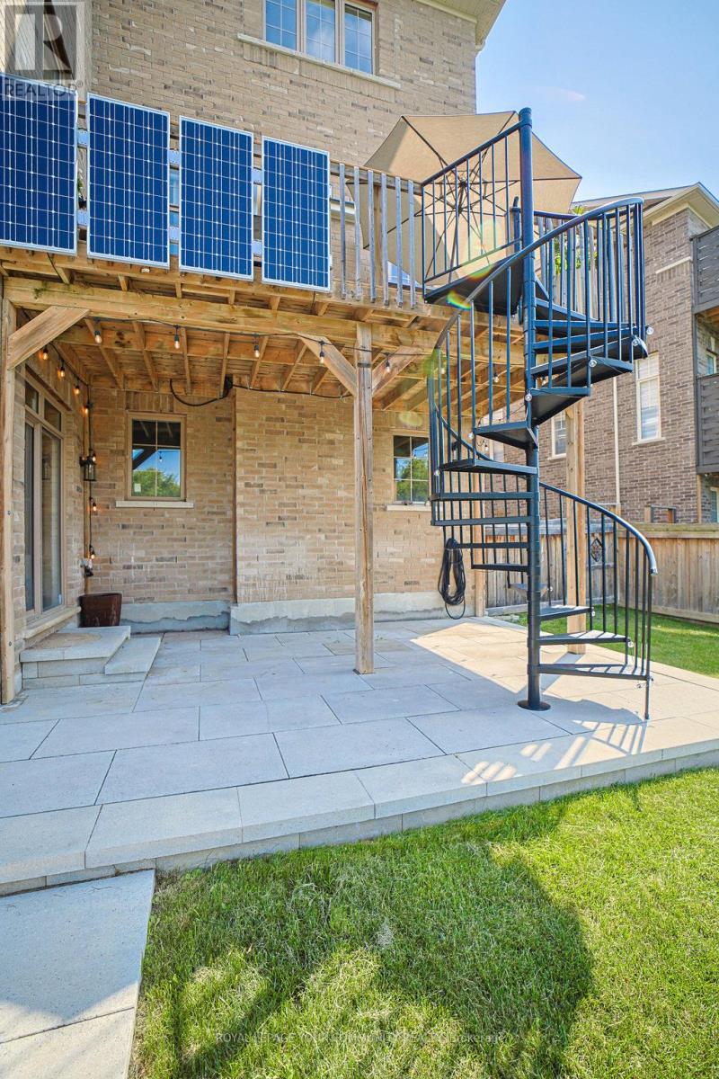 33 Deepwood Crescent, East Gwillimbury, Ontario  L9N 0L6 - Photo 43 - N12379625