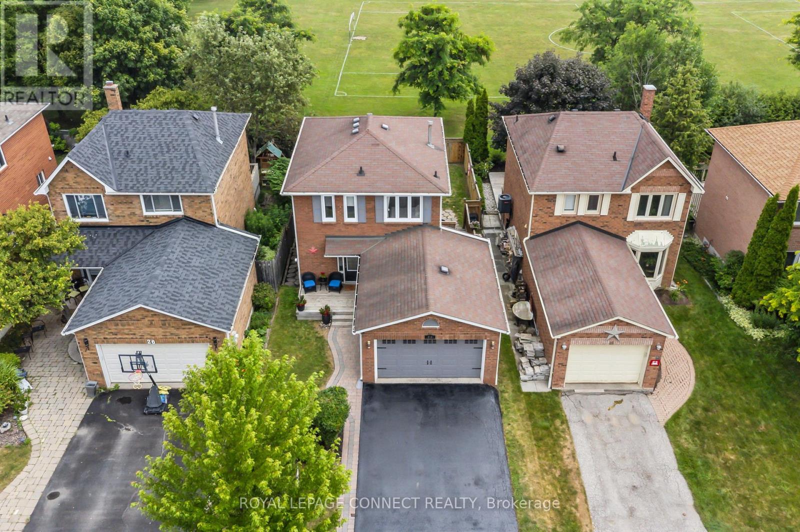 22 Crawford Rose Drive, Aurora, Ontario  L4G 4P3 - Photo 2 - N12379646