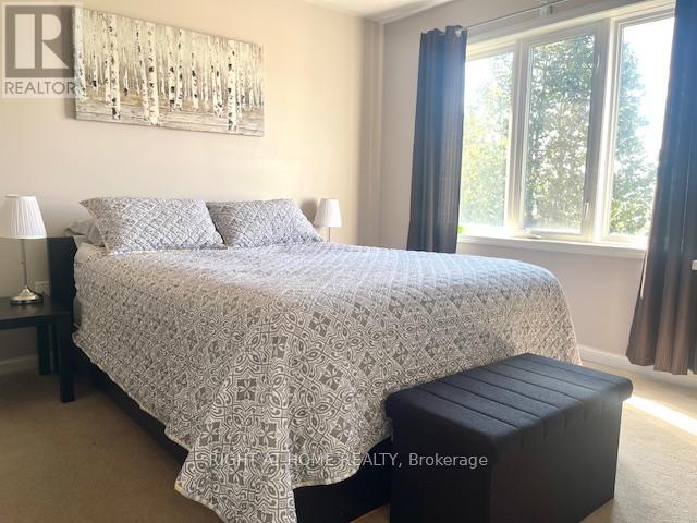 44 Senior Crescent, Cambridge, Ontario  N1T 2K6 - Photo 13 - X12379572
