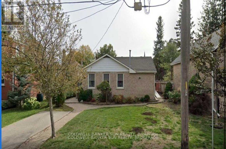 500 CANTERBURY STREET, Woodstock, Ontario