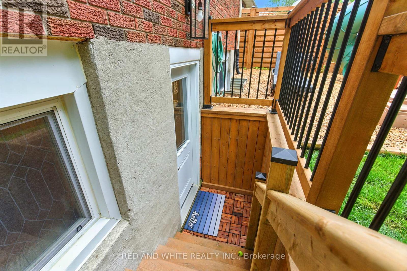 210 Northlake Drive, Waterloo, Ontario  N2V 1A8 - Photo 48 - X12379622