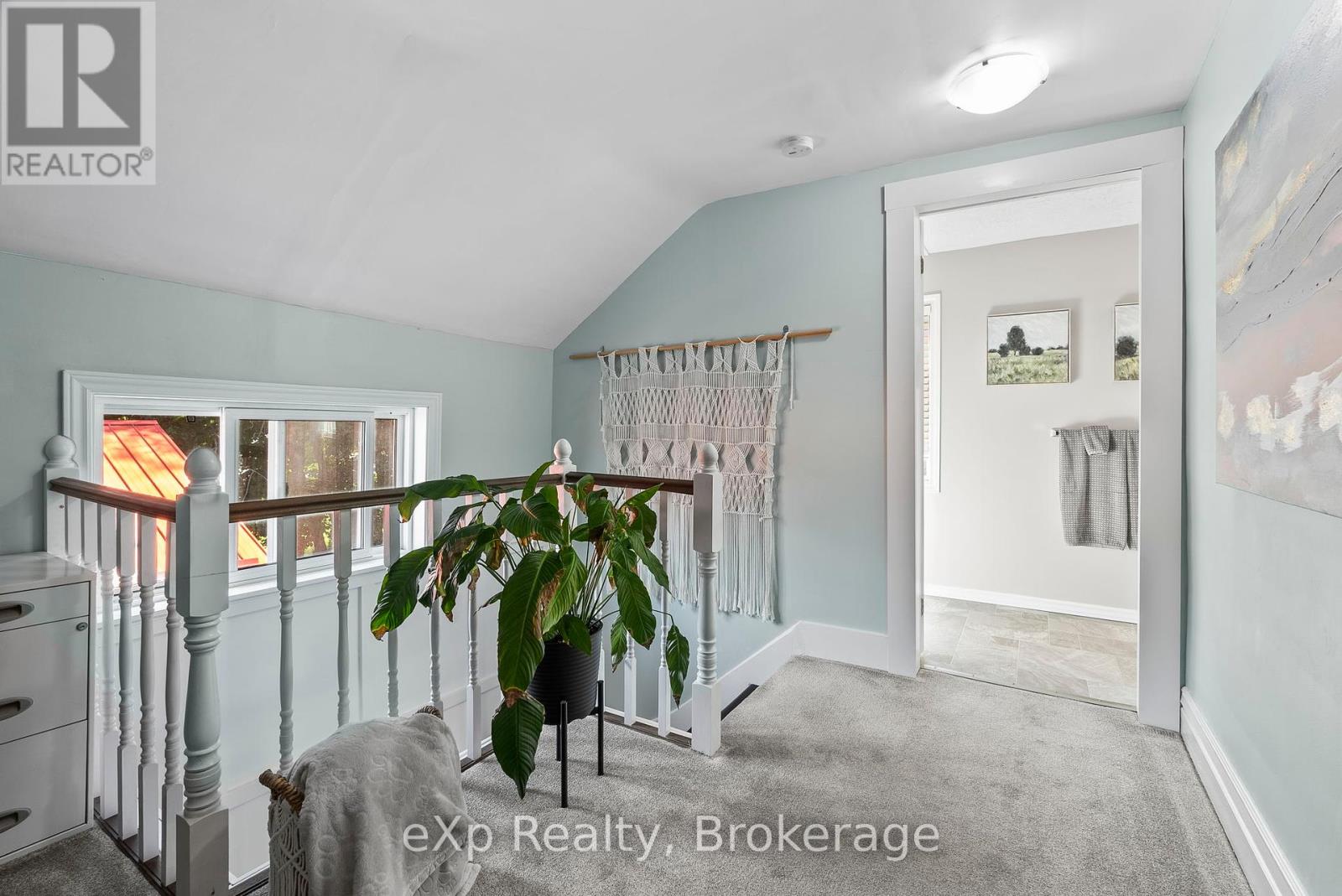 140 King Street E, Wellington North, Ontario  N0G 2L2 - Photo 26 - X12379660