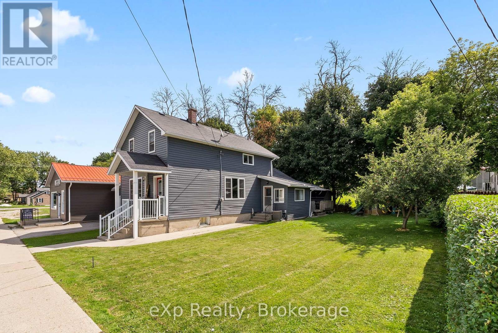140 King Street E, Wellington North, Ontario  N0G 2L2 - Photo 4 - X12379660