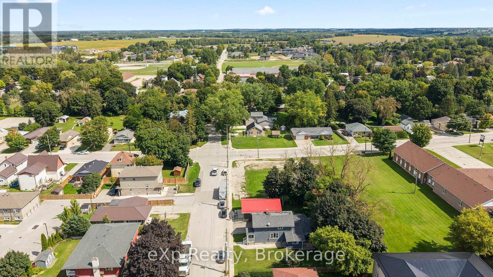 140 King Street E, Wellington North, Ontario  N0G 2L2 - Photo 42 - X12379660