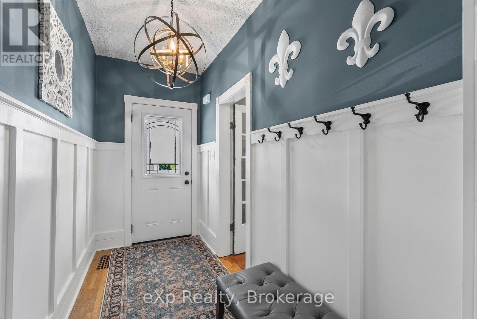 140 King Street E, Wellington North, Ontario  N0G 2L2 - Photo 8 - X12379660