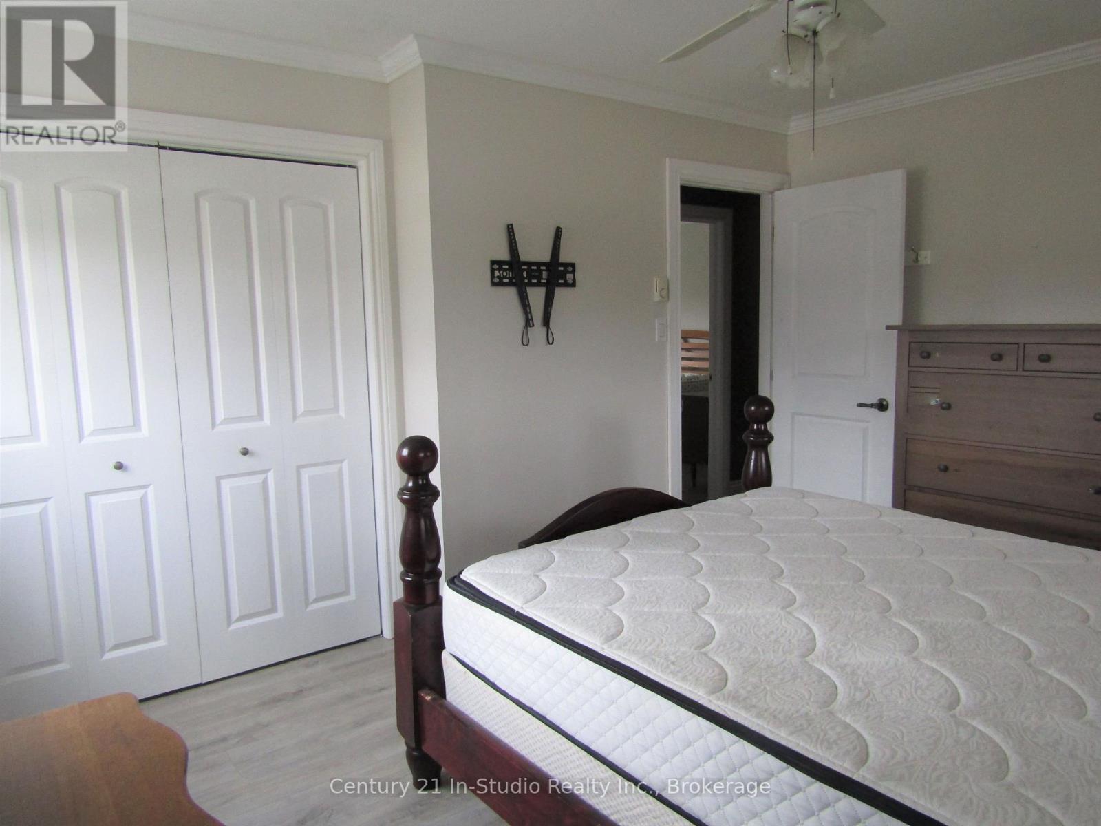 Unit 1 - 696 Christopher Drive, Saugeen Shores, Ontario  N0H 2C3 - Photo 14 - X12379691