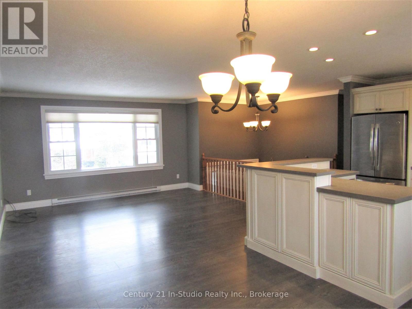 Unit 1 - 696 Christopher Drive, Saugeen Shores, Ontario  N0H 2C3 - Photo 7 - X12379691