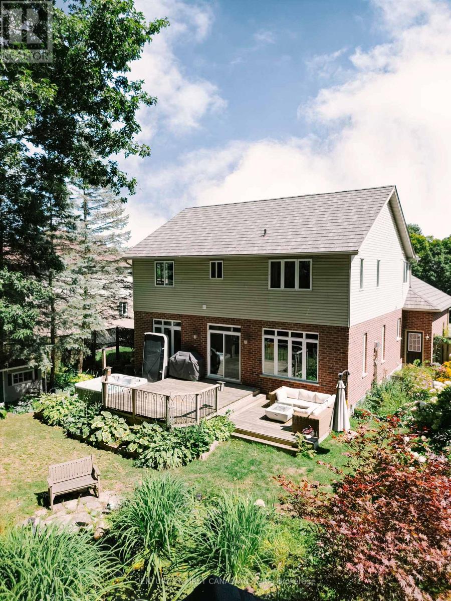 327 Richmeadow Road, London North, Ontario  N6H 5T2 - Photo 49 - X12379655