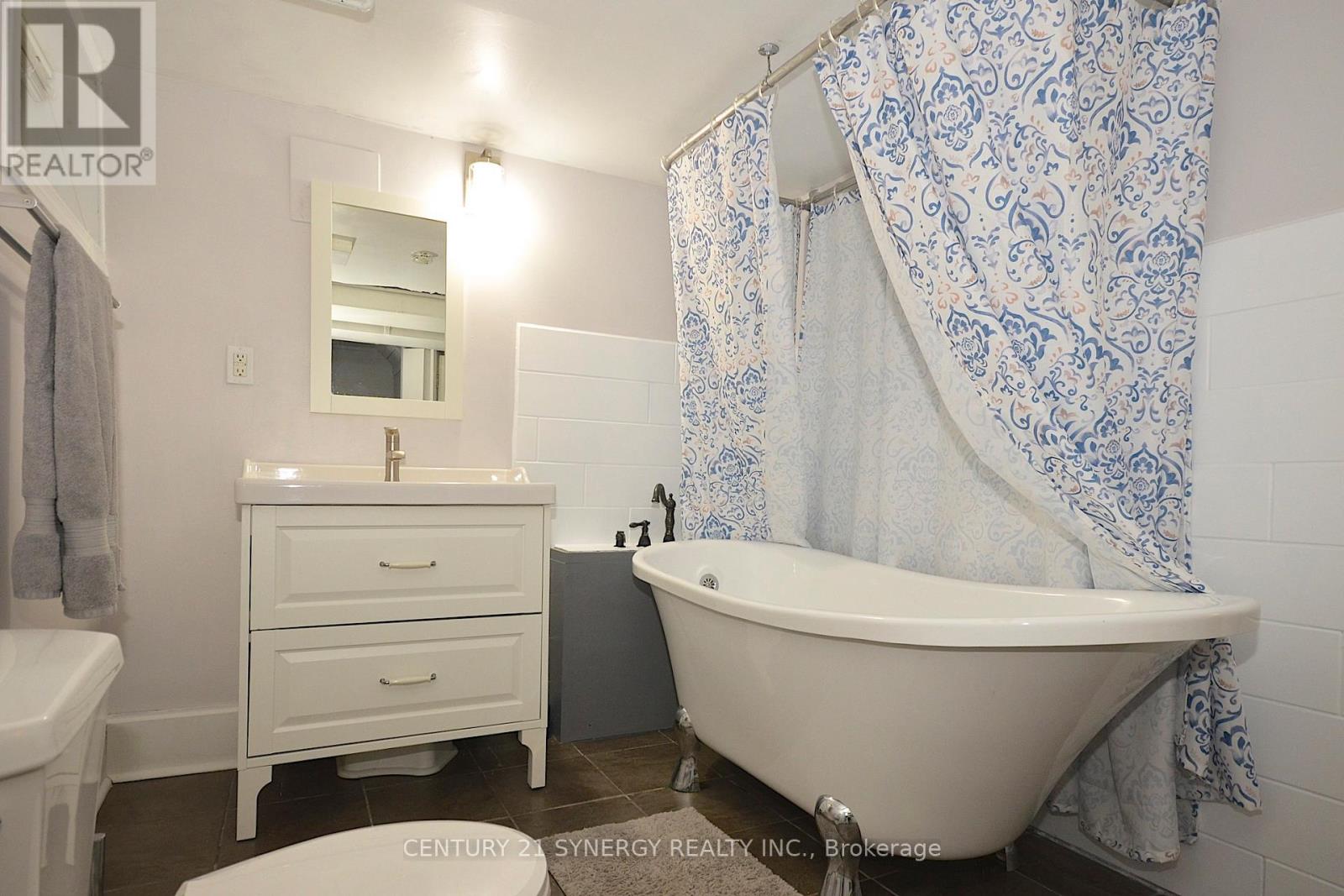 47 Roslyn Avenue, Ottawa, Ontario  K1S 4W2 - Photo 37 - X12379694