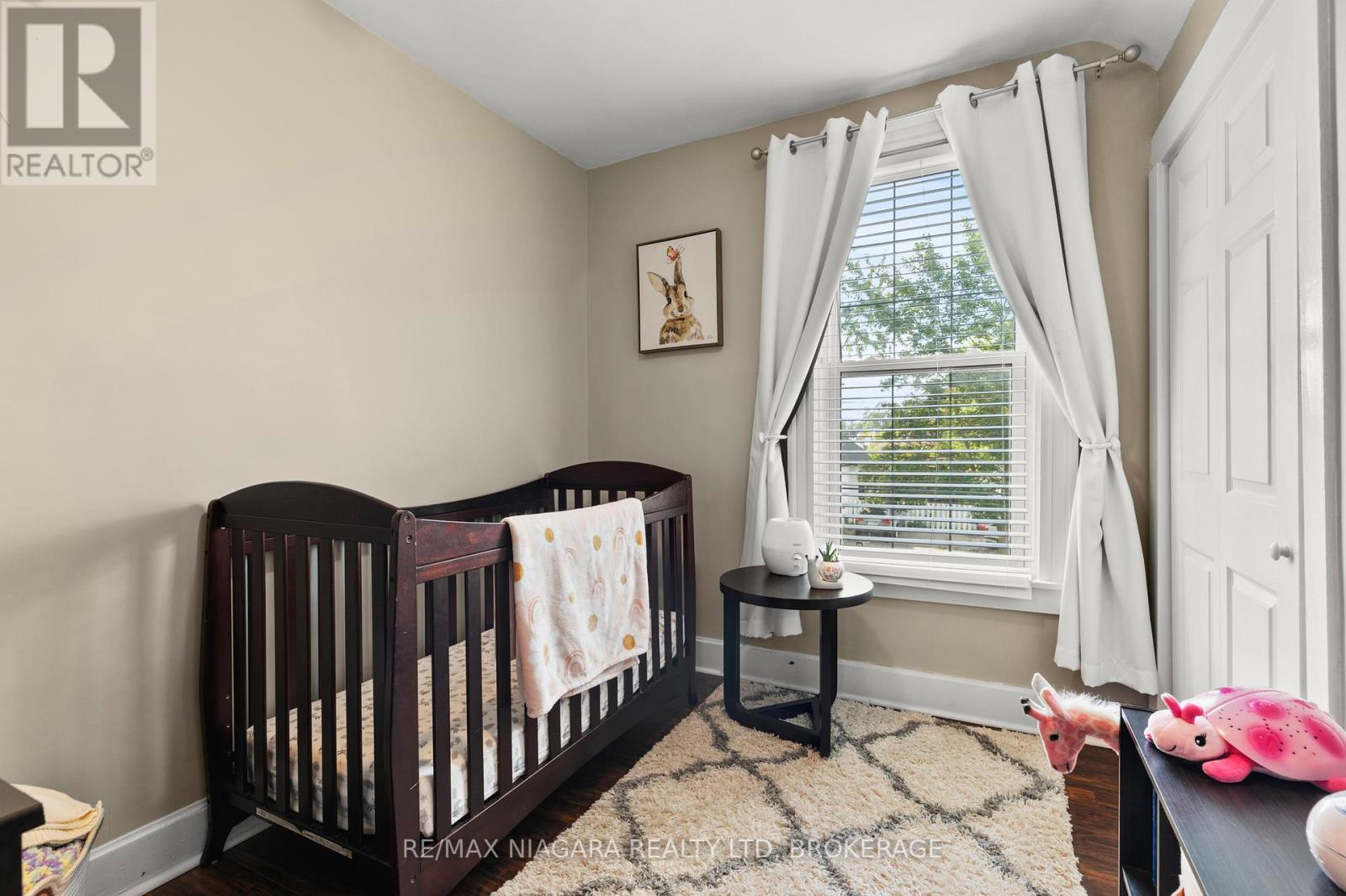 85 Maple Street, St. Catharines (Downtown), Ontario  L2R 2B2 - Photo 19 - X12379675