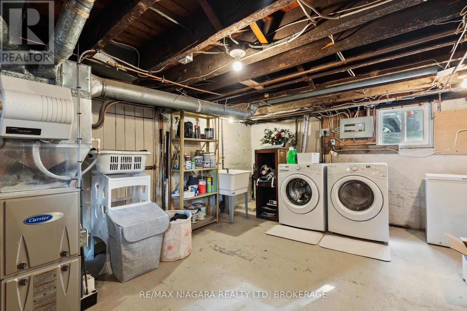85 Maple Street, St. Catharines (Downtown), Ontario  L2R 2B2 - Photo 21 - X12379675