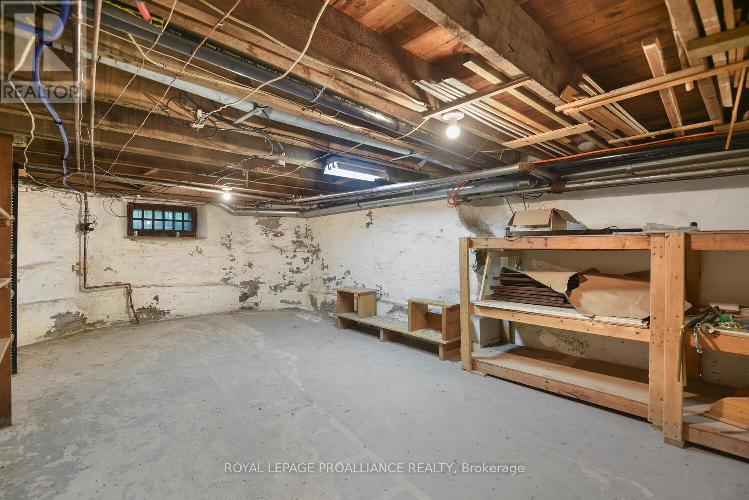 84 Park Street, Brockville, Ontario  K6V 2G7 - Photo 16 - X12379679