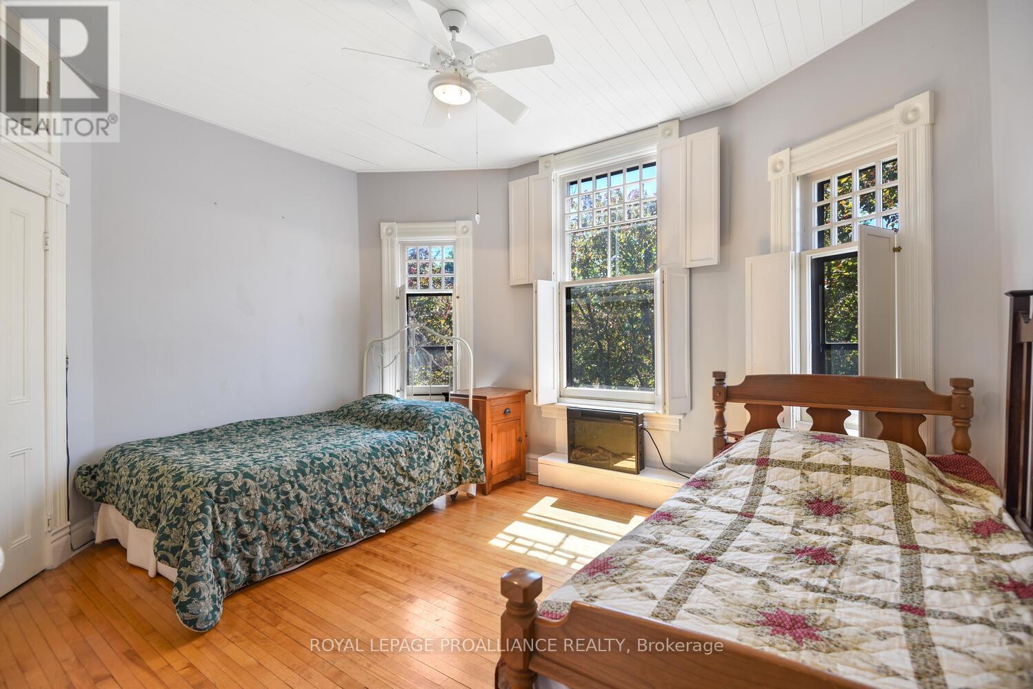 84 Park Street, Brockville, Ontario  K6V 2G7 - Photo 23 - X12379679