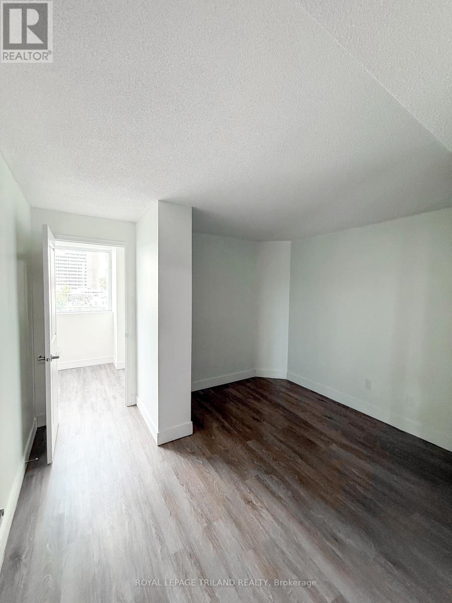307 - 675 Richmond Street, London East, Ontario  N6A 5X4 - Photo 8 - X12376522