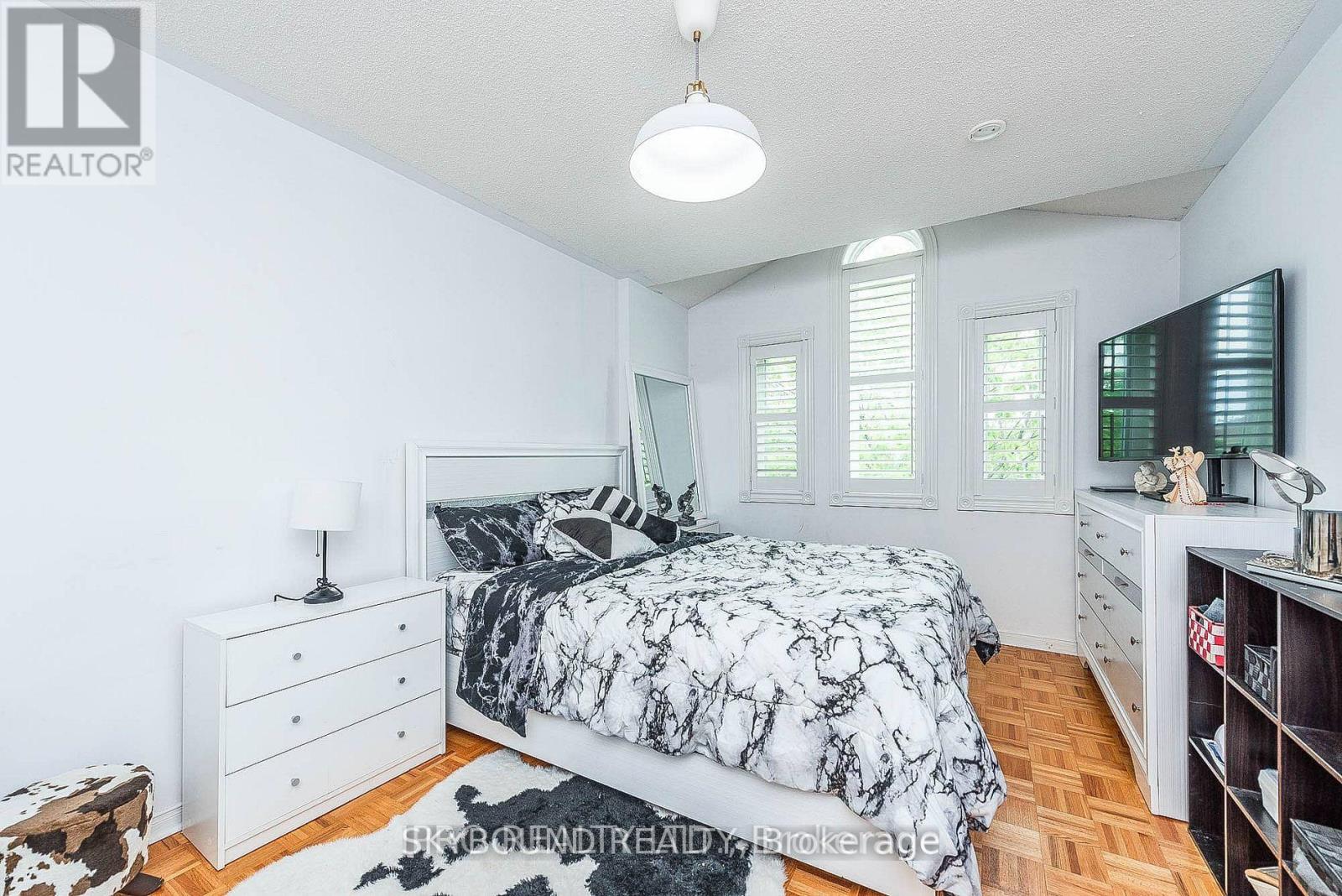 66 Skylark Drive, Vaughan (Vellore Village), Ontario  L4H 2C4 - Photo 21 - N12379653