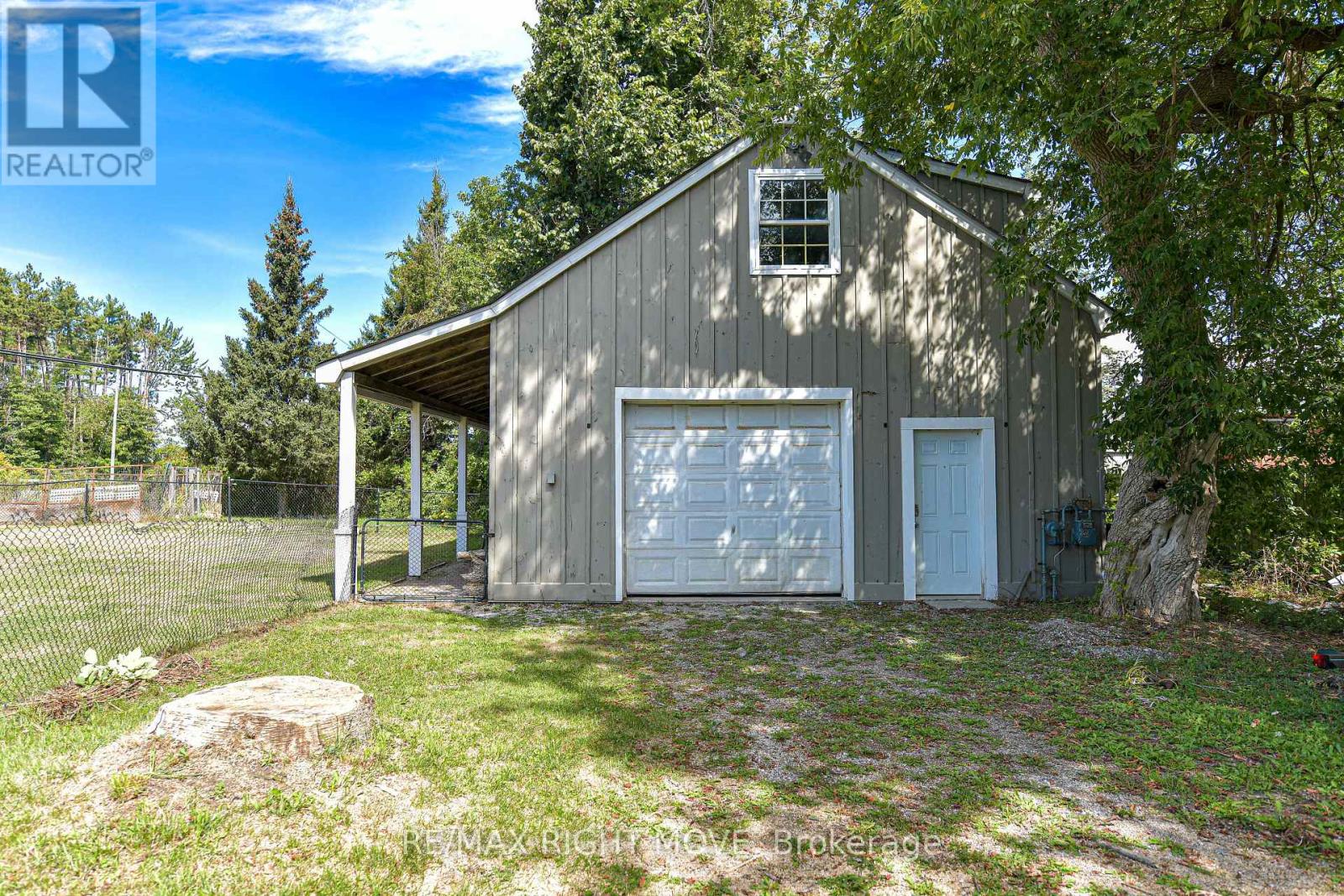 Property at 3323 PARK ROAD image 4
