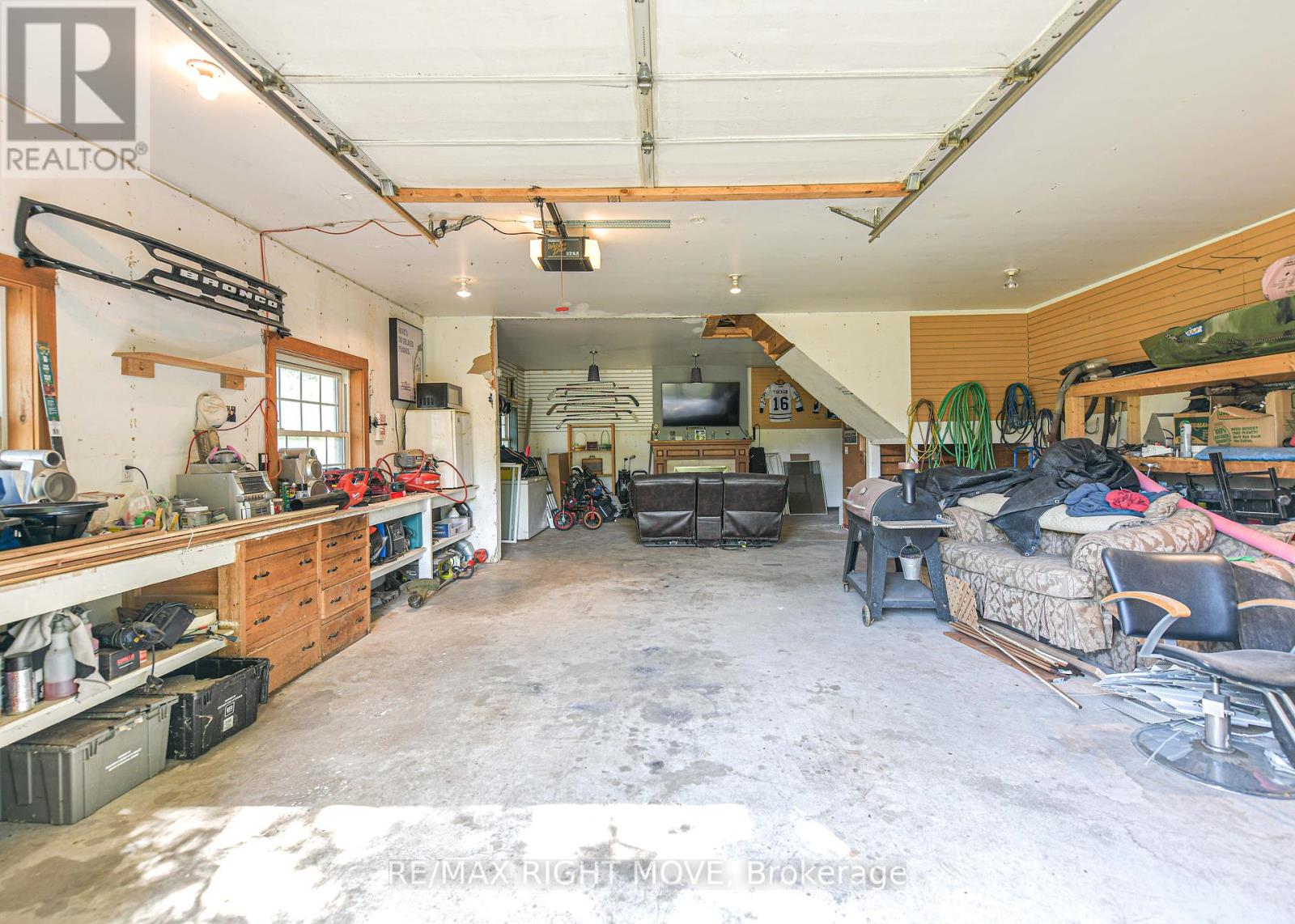 Property at 3323 PARK ROAD image 5