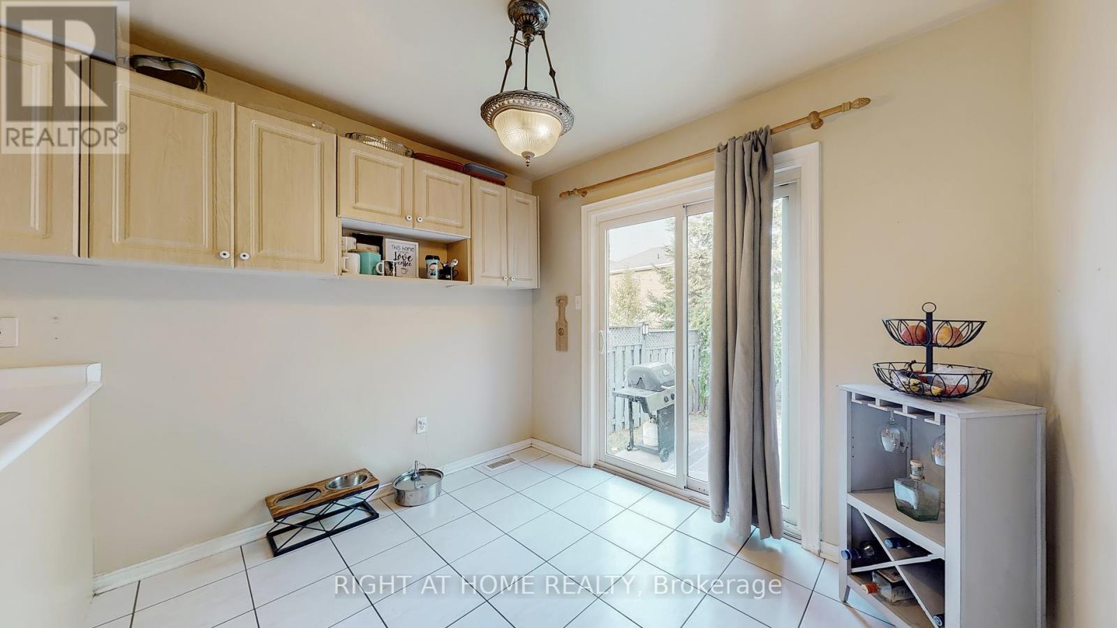 99 Widgeon Street, Barrie, Ontario  L4N 8W3 - Photo 11 - S12379672