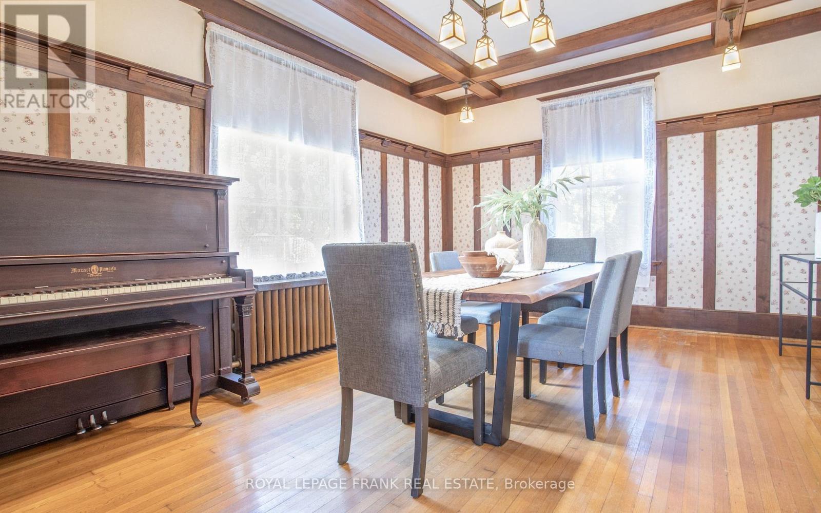 33 Fairbanks Street, Oshawa, Ontario  L1H 2L7 - Photo 11 - E12378374