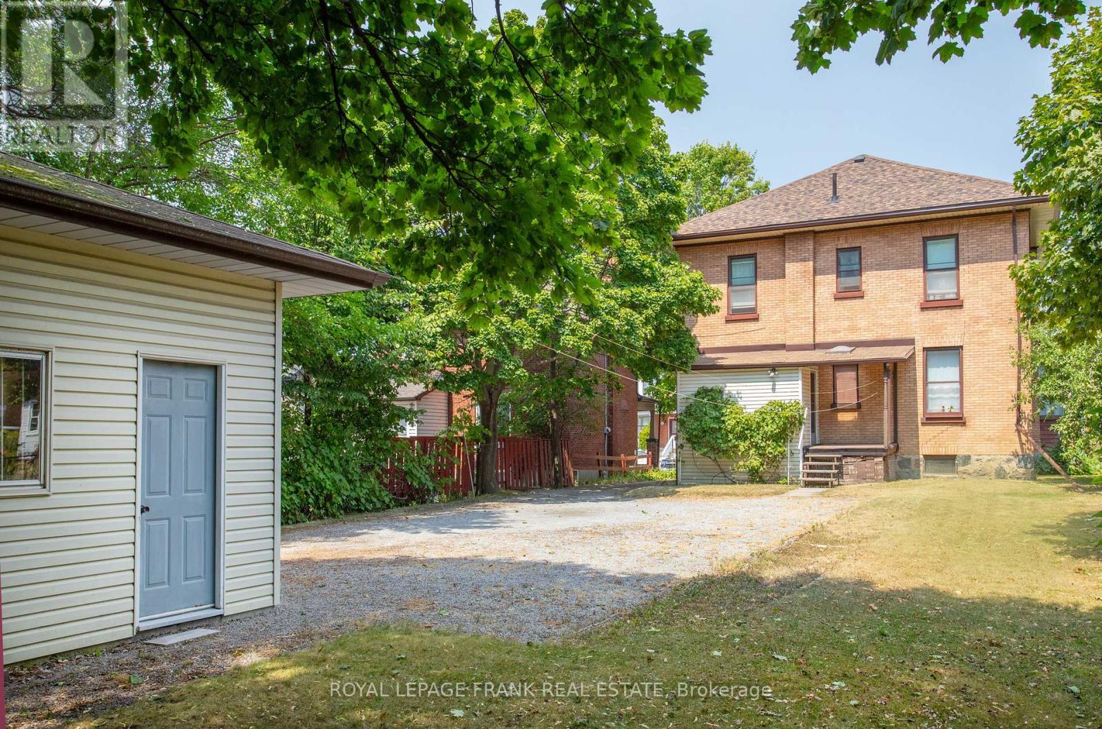 33 Fairbanks Street, Oshawa, Ontario  L1H 2L7 - Photo 31 - E12378374