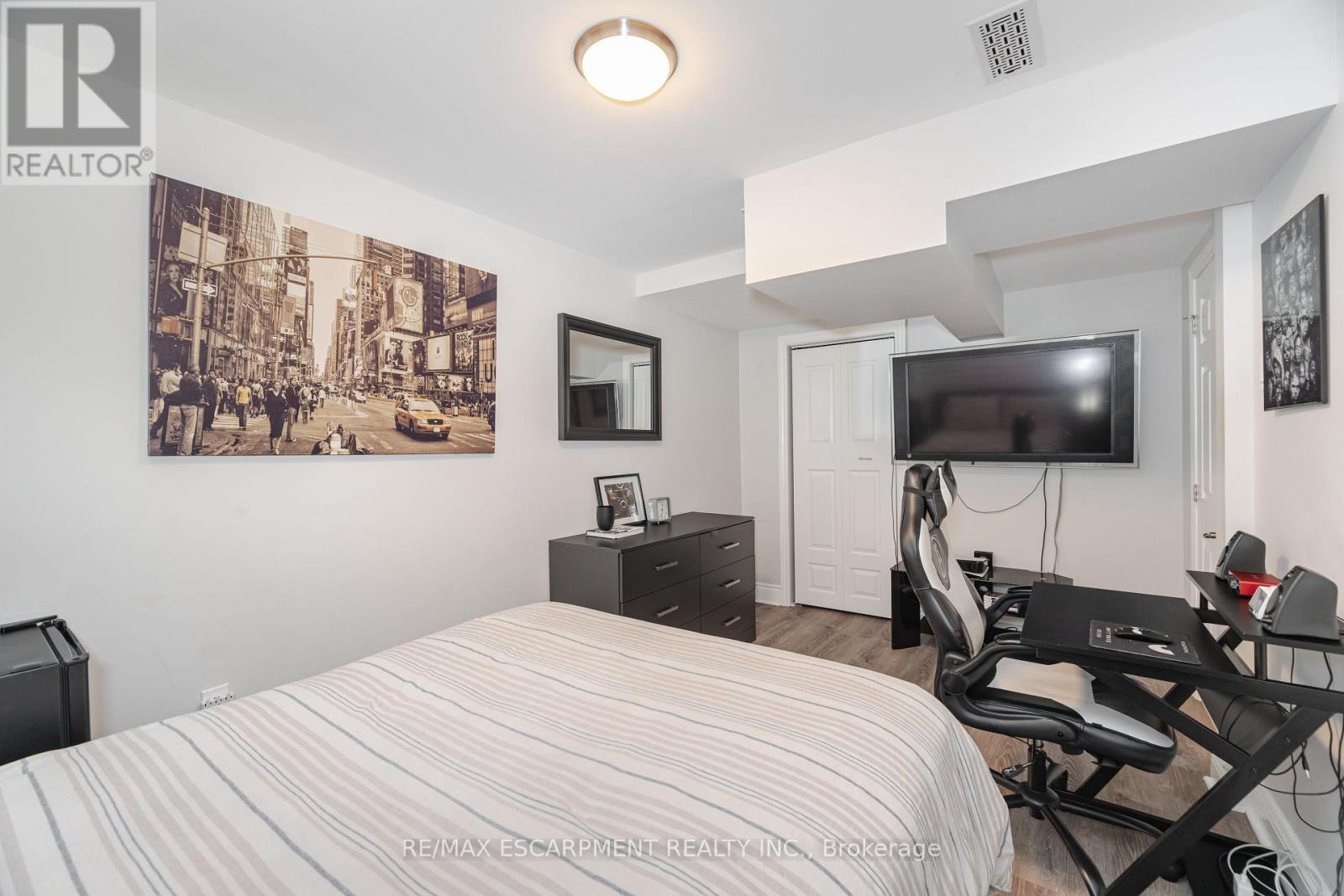31 Vanderbrink Drive, Brampton, Ontario  L6R 0E6 - Photo 37 - W12379668