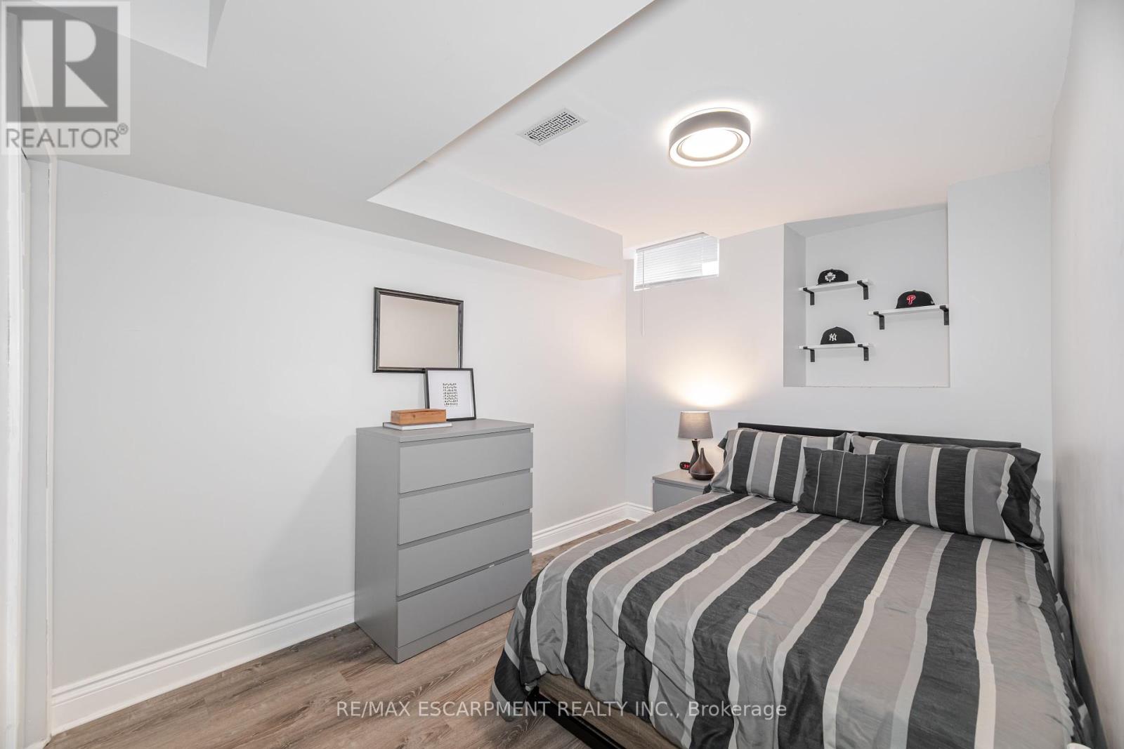 31 Vanderbrink Drive, Brampton, Ontario  L6R 0E6 - Photo 38 - W12379668