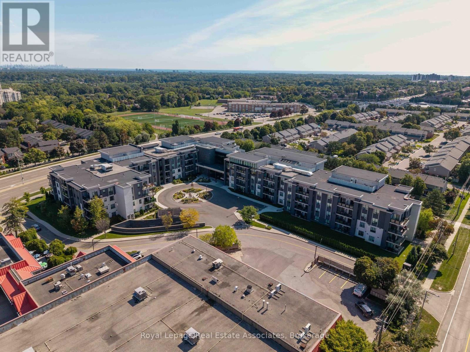 108 - 3170 Erin Mills Parkway, Mississauga, Ontario  L5L 0B6 - Photo 14 - W12379669