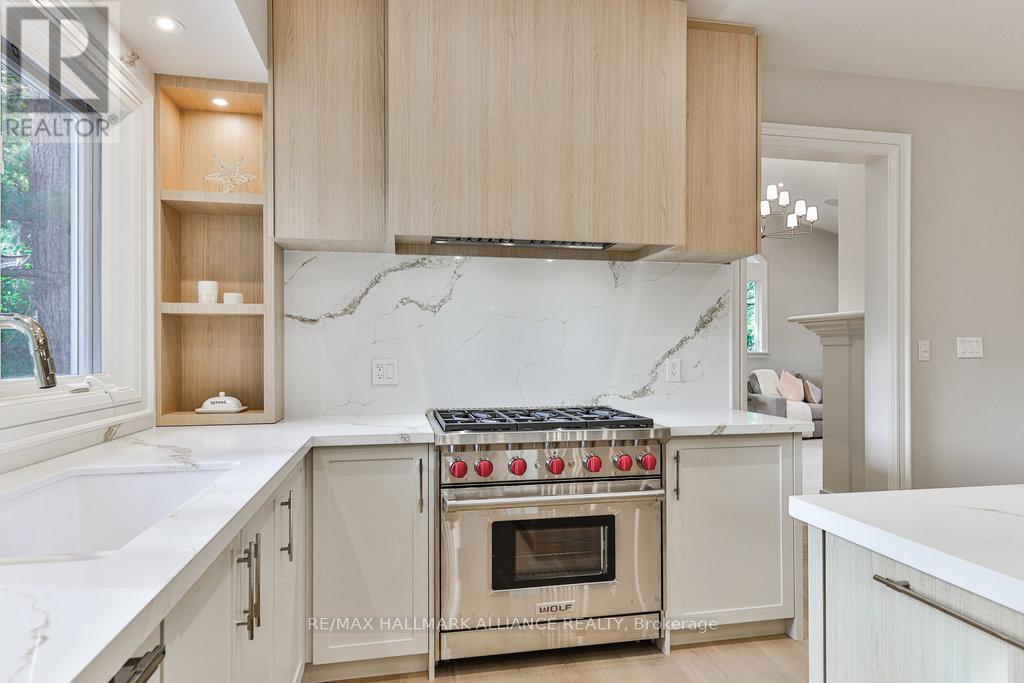 1310 Duncan Road, Oakville, Ontario  L6J 2P8 - Photo 10 - W12379671