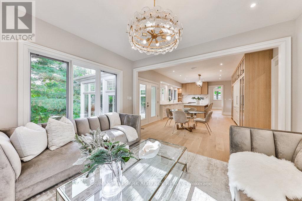 1310 Duncan Road, Oakville, Ontario  L6J 2P8 - Photo 16 - W12379671