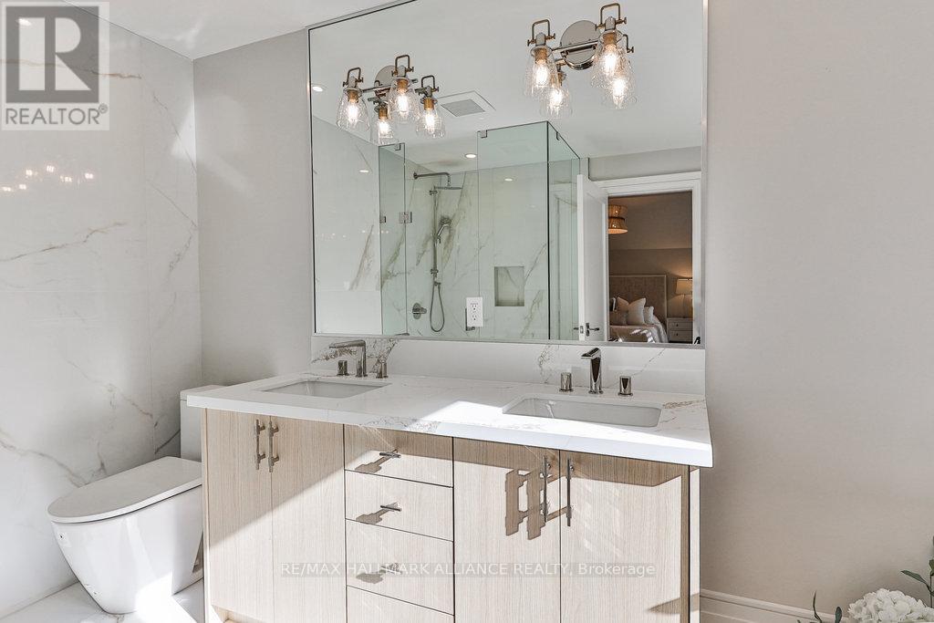 1310 Duncan Road, Oakville, Ontario  L6J 2P8 - Photo 24 - W12379671
