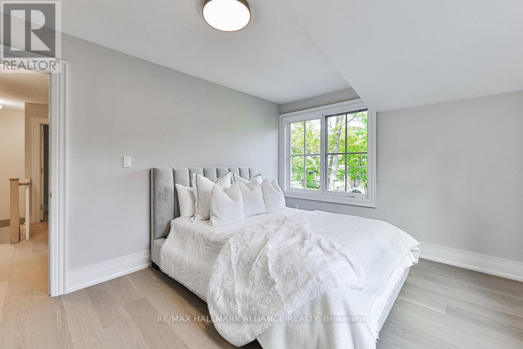 1310 Duncan Road, Oakville, Ontario  L6J 2P8 - Photo 28 - W12379671