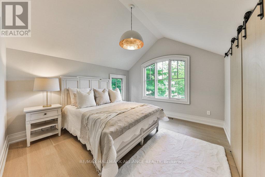 1310 Duncan Road, Oakville, Ontario  L6J 2P8 - Photo 35 - W12379671