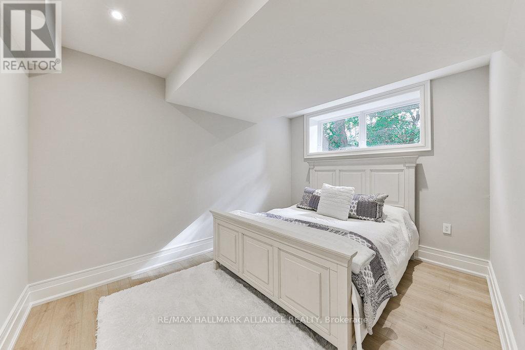 1310 Duncan Road, Oakville, Ontario  L6J 2P8 - Photo 40 - W12379671