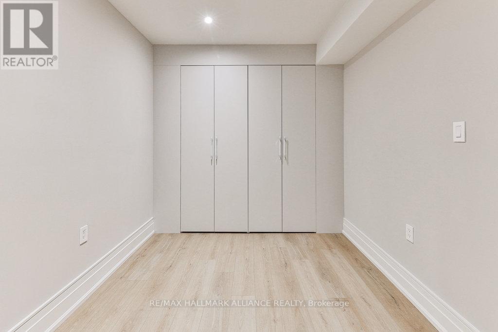 1310 Duncan Road, Oakville, Ontario  L6J 2P8 - Photo 46 - W12379671