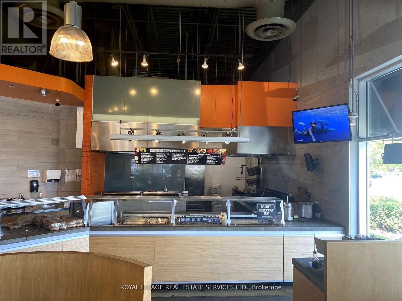 3021 Argentia Road, Mississauga, Ontario  L5N 8P7 - Photo 3 - W12379678