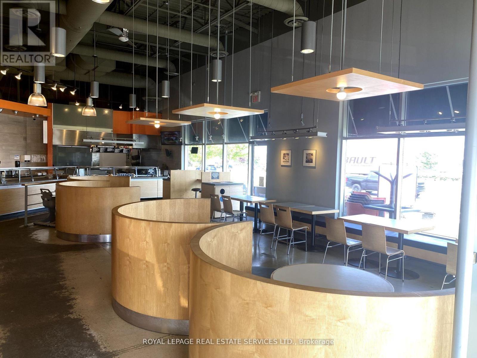 3021 Argentia Road, Mississauga, Ontario  L5N 8P7 - Photo 4 - W12379678