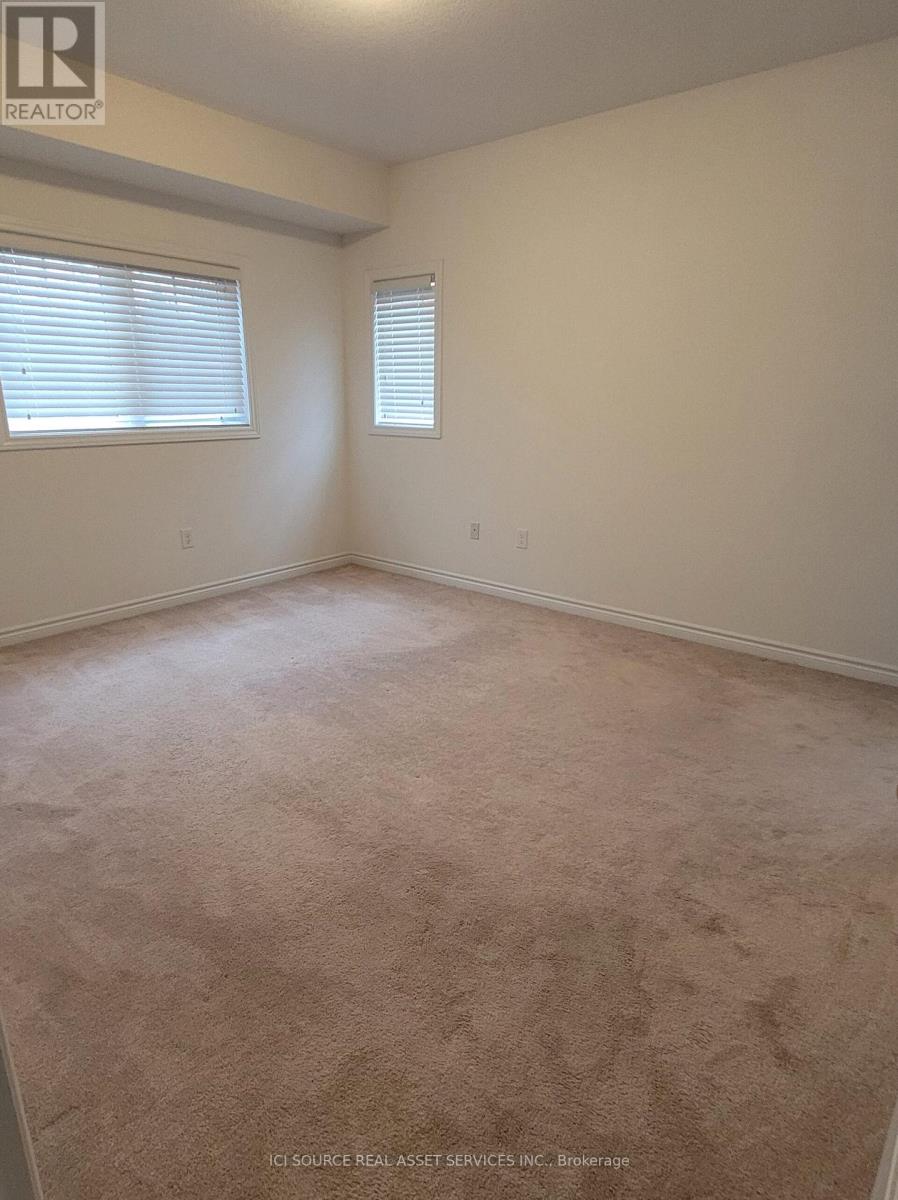 3 - 403 Westwood Drive, Kitchener, Ontario  N2M 0B5 - Photo 12 - X12379659