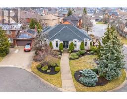 31 INGRID COURT, Hamilton, Ontario