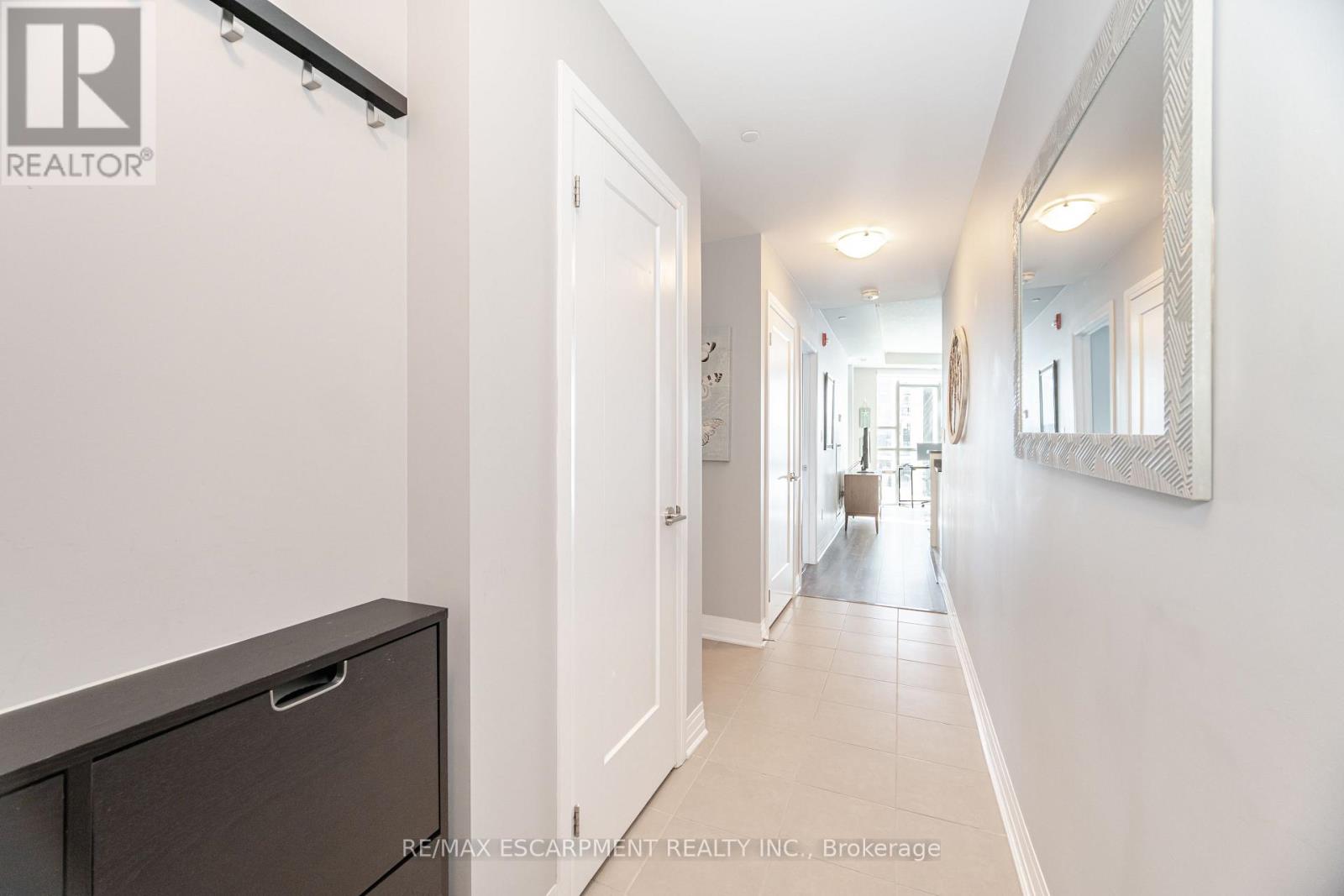 308 - 10 Concord Place, Grimsby, Ontario  L3M 0G6 - Photo 6 - X12379666