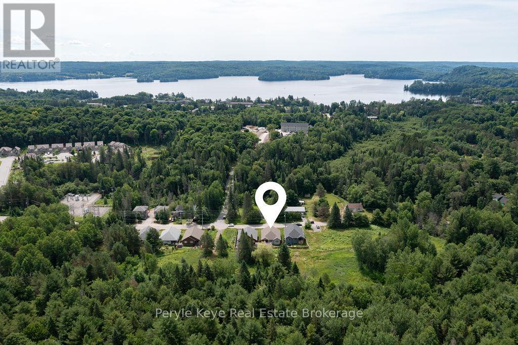86 Chaffey Township Road, Huntsville, Ontario  P1H 1C8 - Photo 5 - X12379698