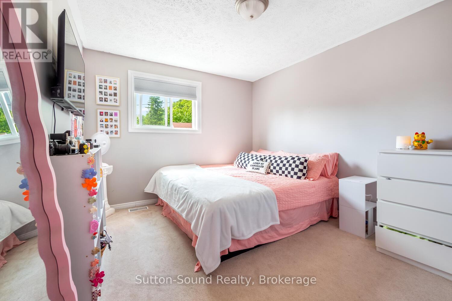 428 11th A Street W, Owen Sound, Ontario  N4K 3T5 - Photo 17 - X12379700