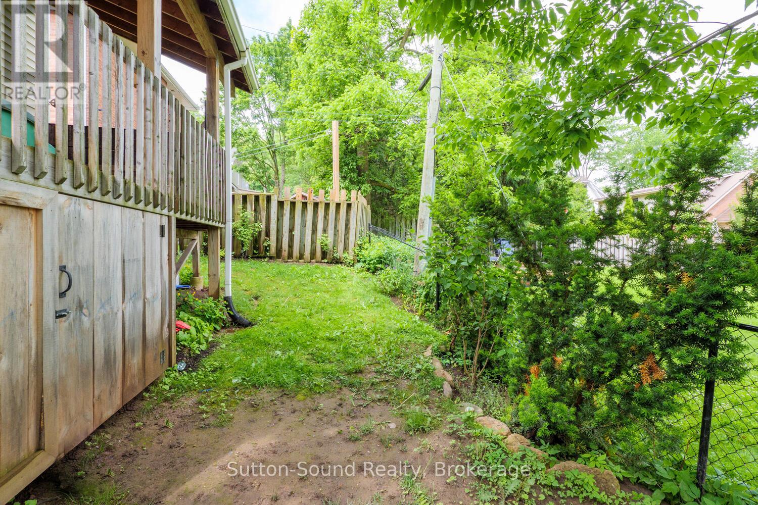 428 11th A Street W, Owen Sound, Ontario  N4K 3T5 - Photo 36 - X12379700