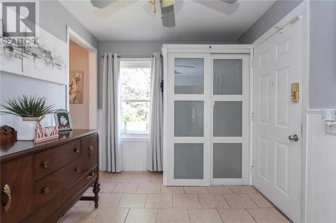 Property at 654 Cressey Street image 5