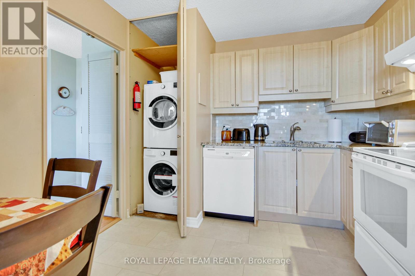 1808 - 1285 Cahill Drive, Ottawa, Ontario  K1V 9A7 - Photo 12 - X12379697