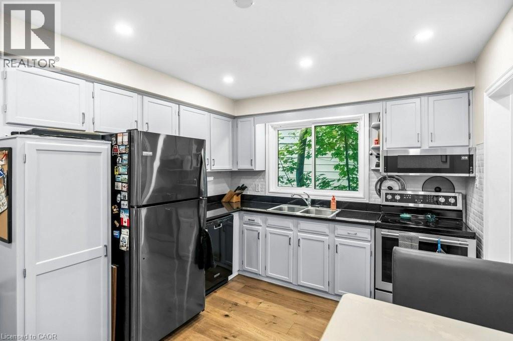 52 Parkside Avenue, Dundas, Ontario  L9H 2S7 - Photo 21 - 40738956