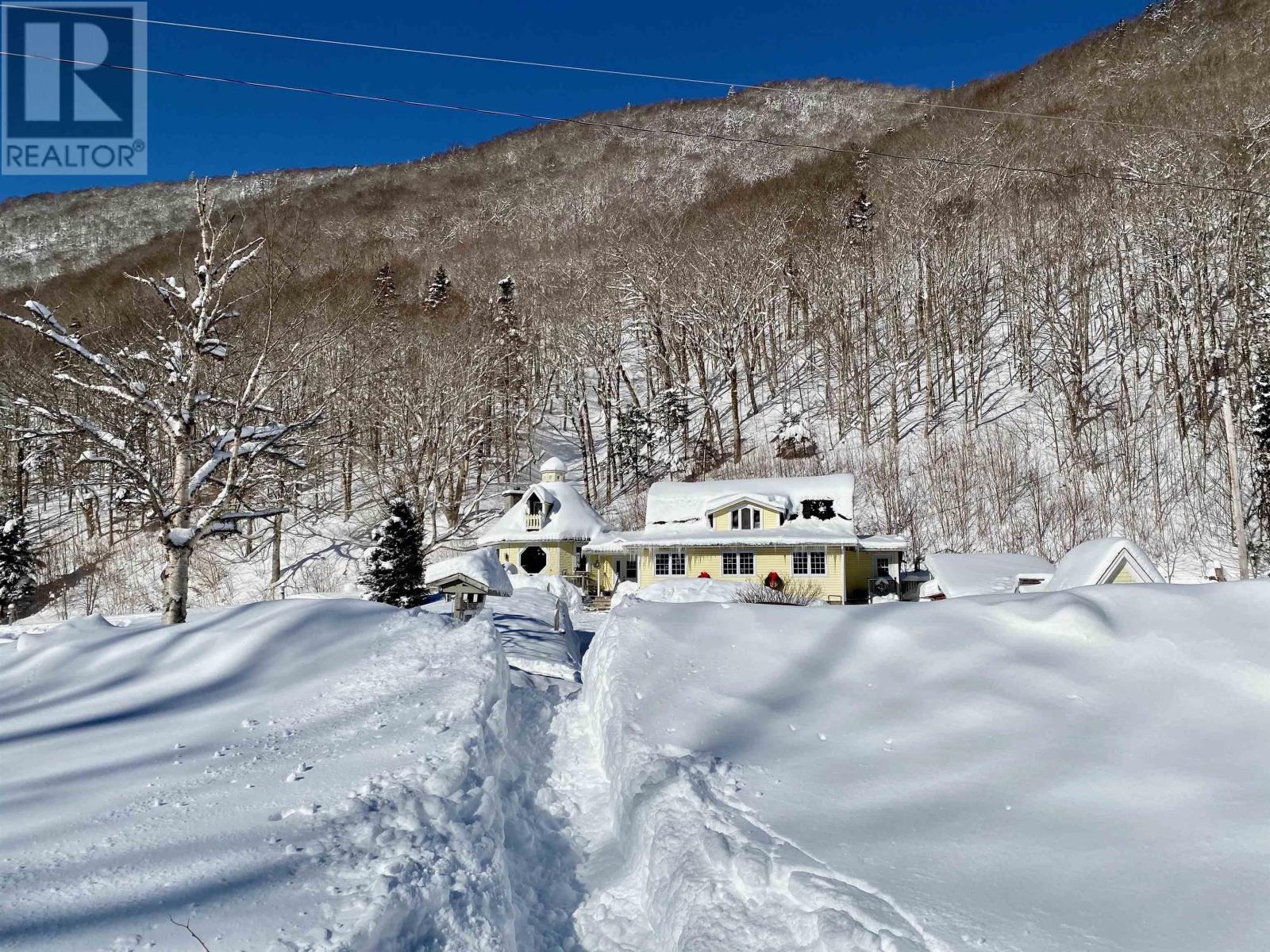 3719 West Big Intervale Road, Margaree Valley, Nova Scotia  B0E 2C0 - Photo 40 - 202510445