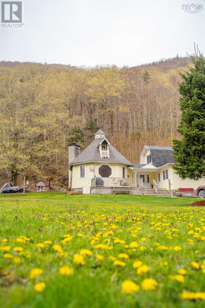 3719 West Big Intervale Road, Margaree Valley, Nova Scotia  B0E 2C0 - Photo 19 - 202516102
